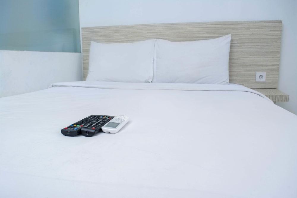 Titanium Express HomTel Hotel Jakarta Exterior foto