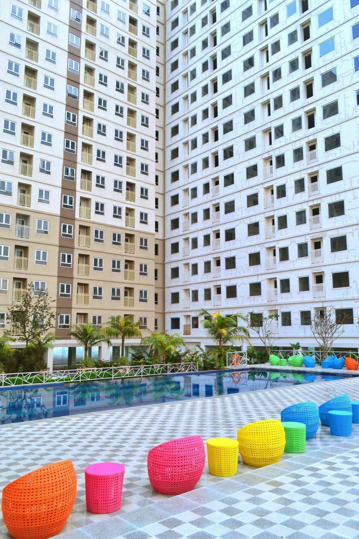 Titanium Express HomTel Hotel Jakarta Exterior foto